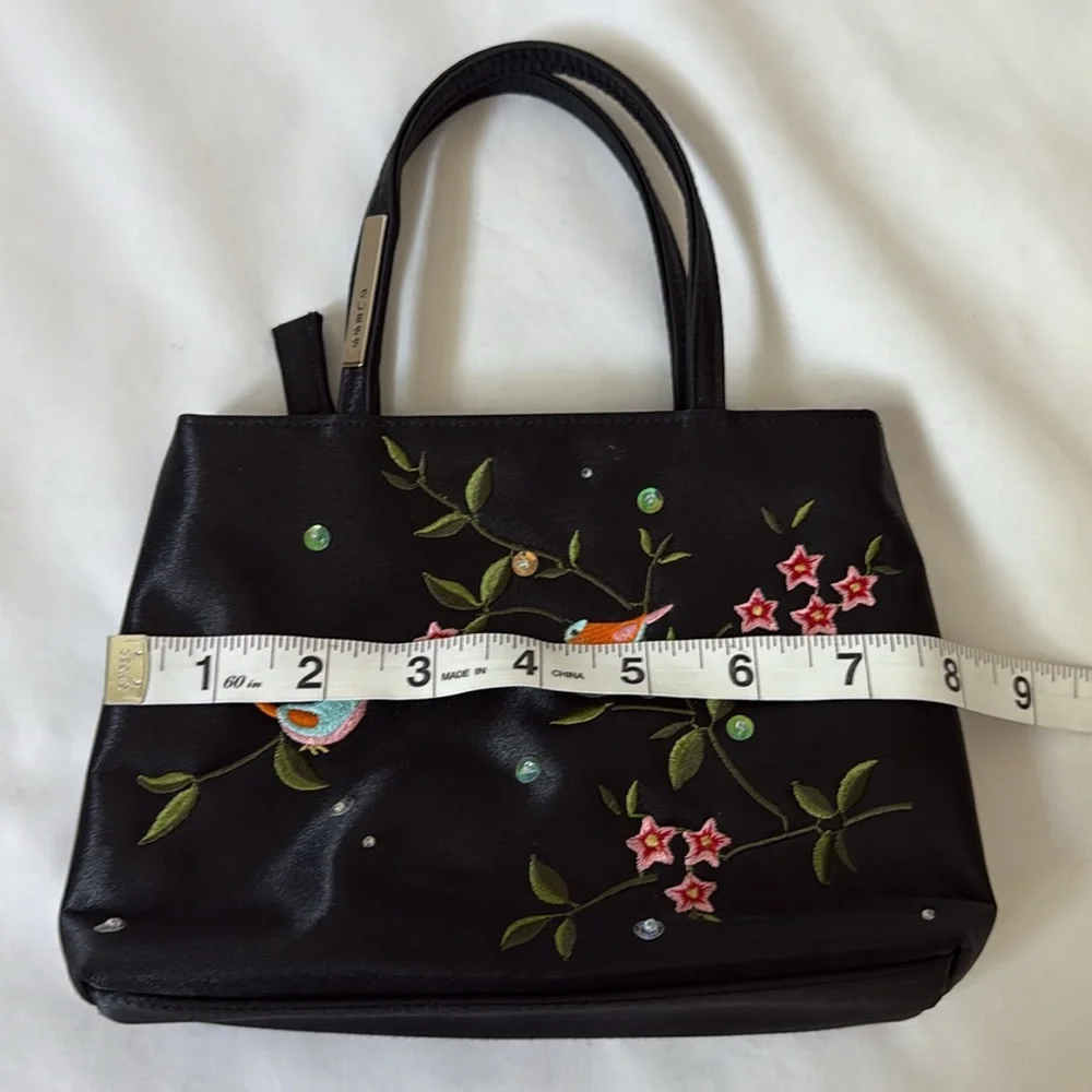 Guess Embroidered Black Handbag - Picture 8 of 10